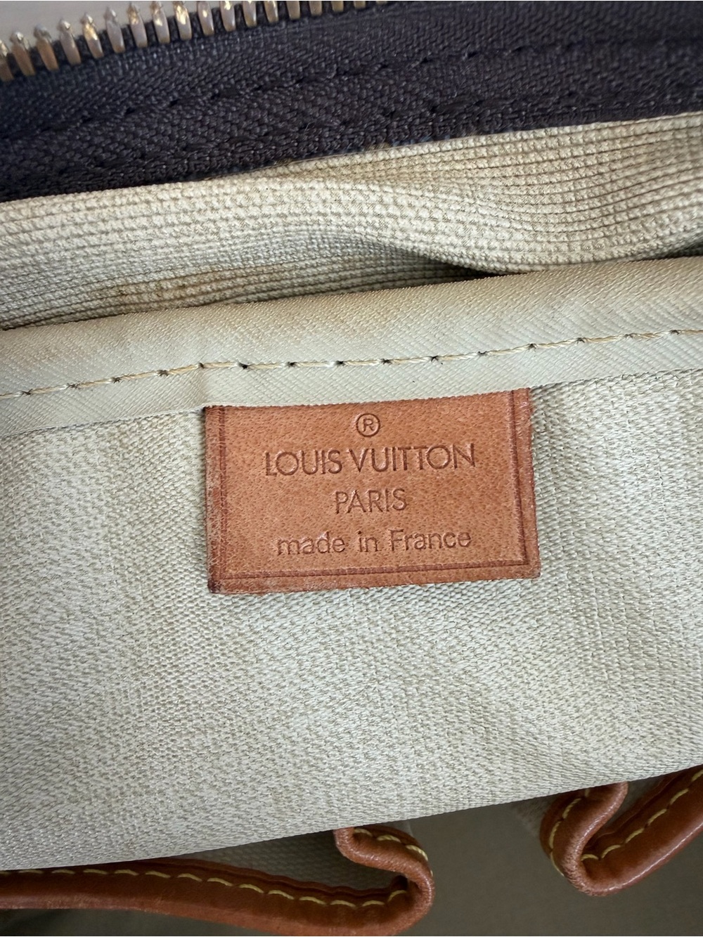 Louis Vuitton Deauville Bowler Bag - Picture 8 of 12